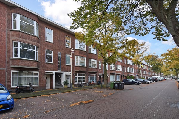 Medium property photo - Linnaeusstraat 142, 2522 GW Den Haag